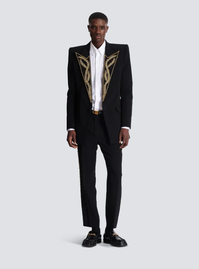 1-button jacket with embroidered collar 1-button jacket with embroidered collar