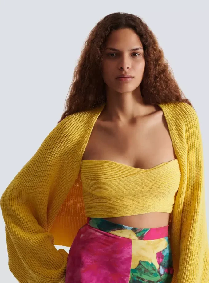 Ribbed knit bolero cardigan