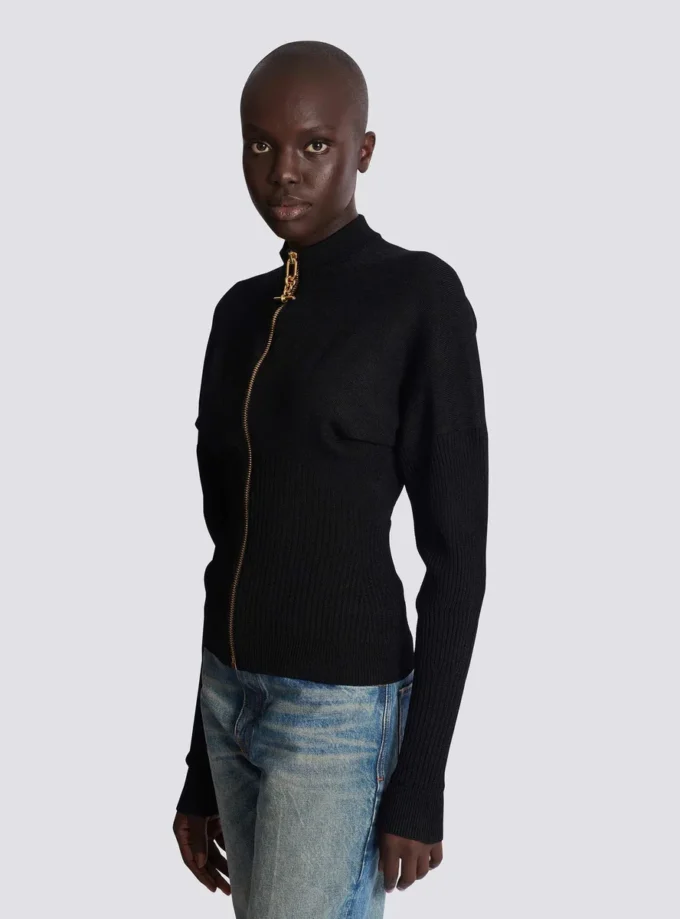 Zipped knit cardigan Zipped knit cardigan